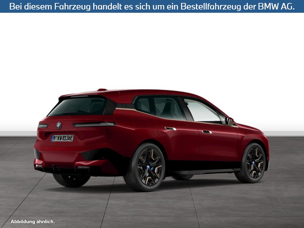 Fahrzeugabbildung BMW iX xDrive50