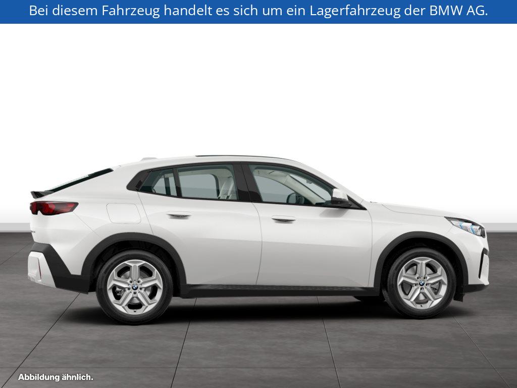 Fahrzeugabbildung BMW X2 sDrive20i