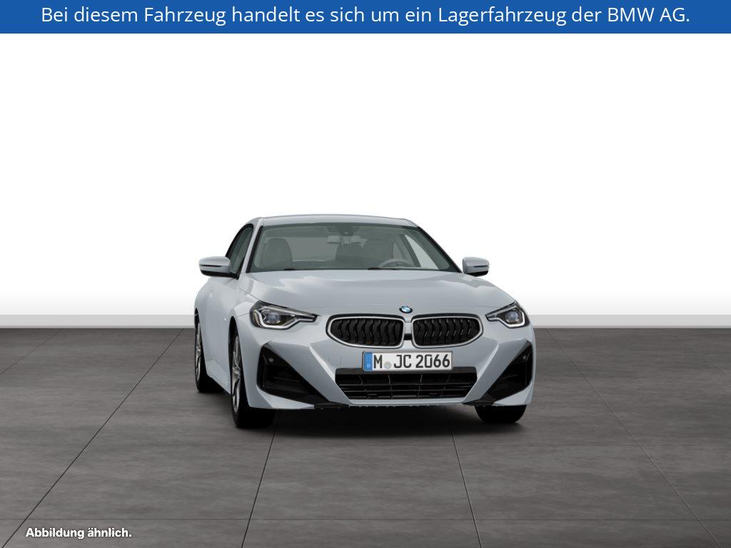 Fahrzeugabbildung BMW 218i Coupé
