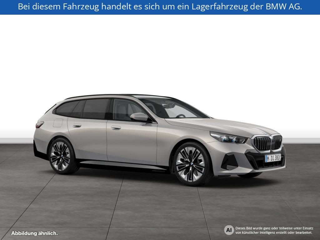 Fahrzeugabbildung BMW i5 xDrive40 Touring