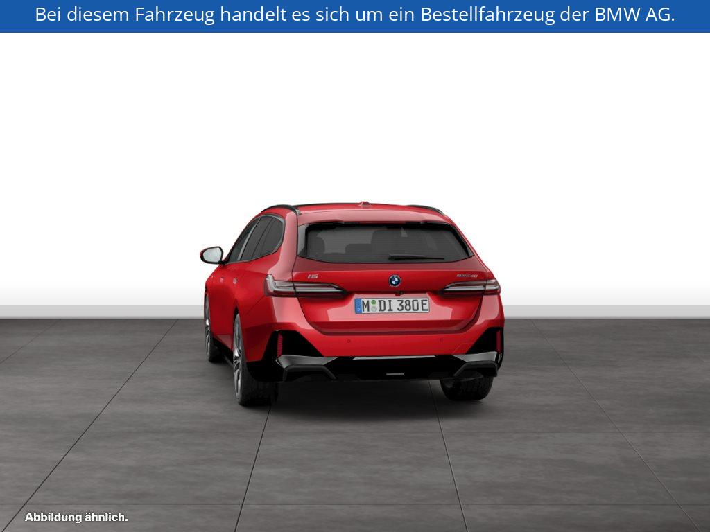 Fahrzeugabbildung BMW i5 eDrive40 Touring