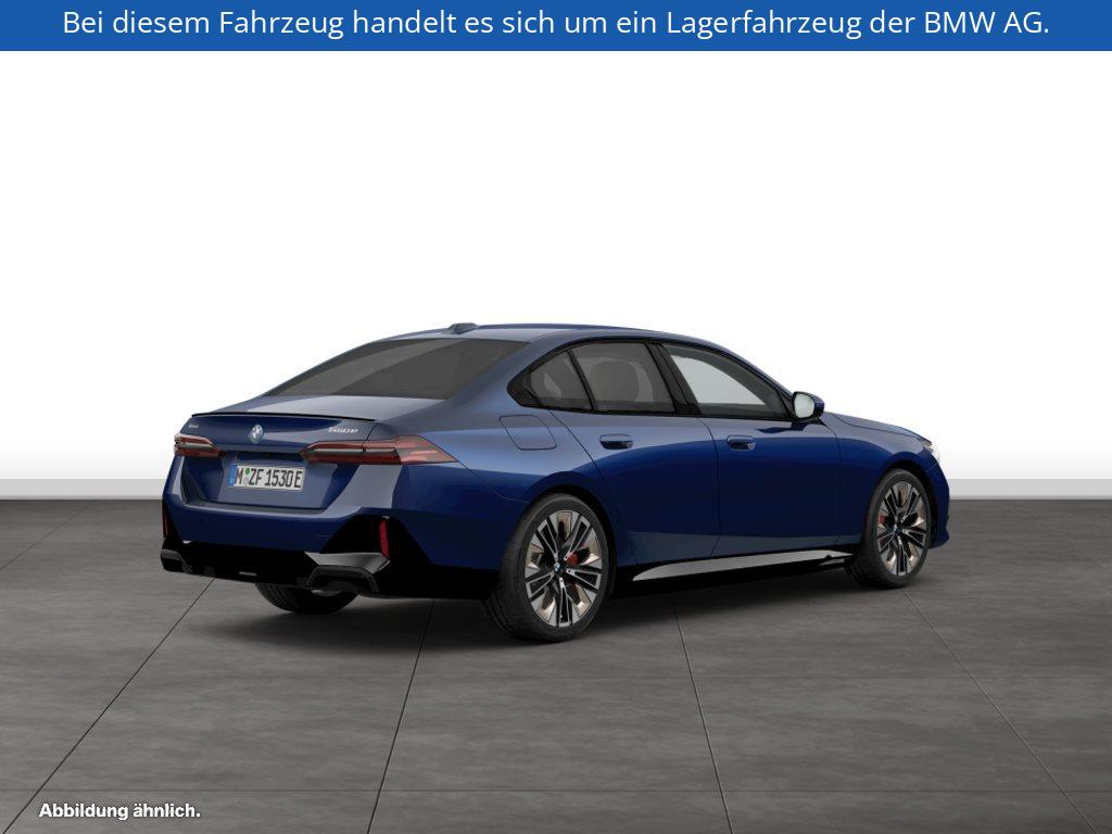 Fahrzeugabbildung BMW 550e xDrive Limousine