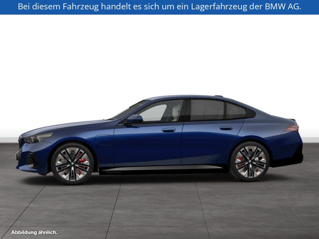 Fahrzeugabbildung BMW 550e xDrive Limousine