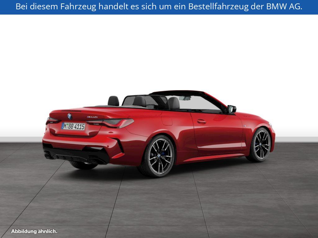Fahrzeugabbildung BMW M440i xDrive Cabrio