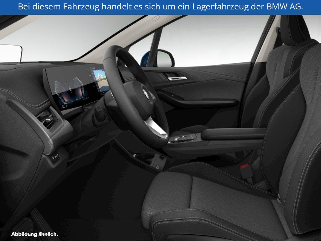 Fahrzeugabbildung BMW 220i Active Tourer