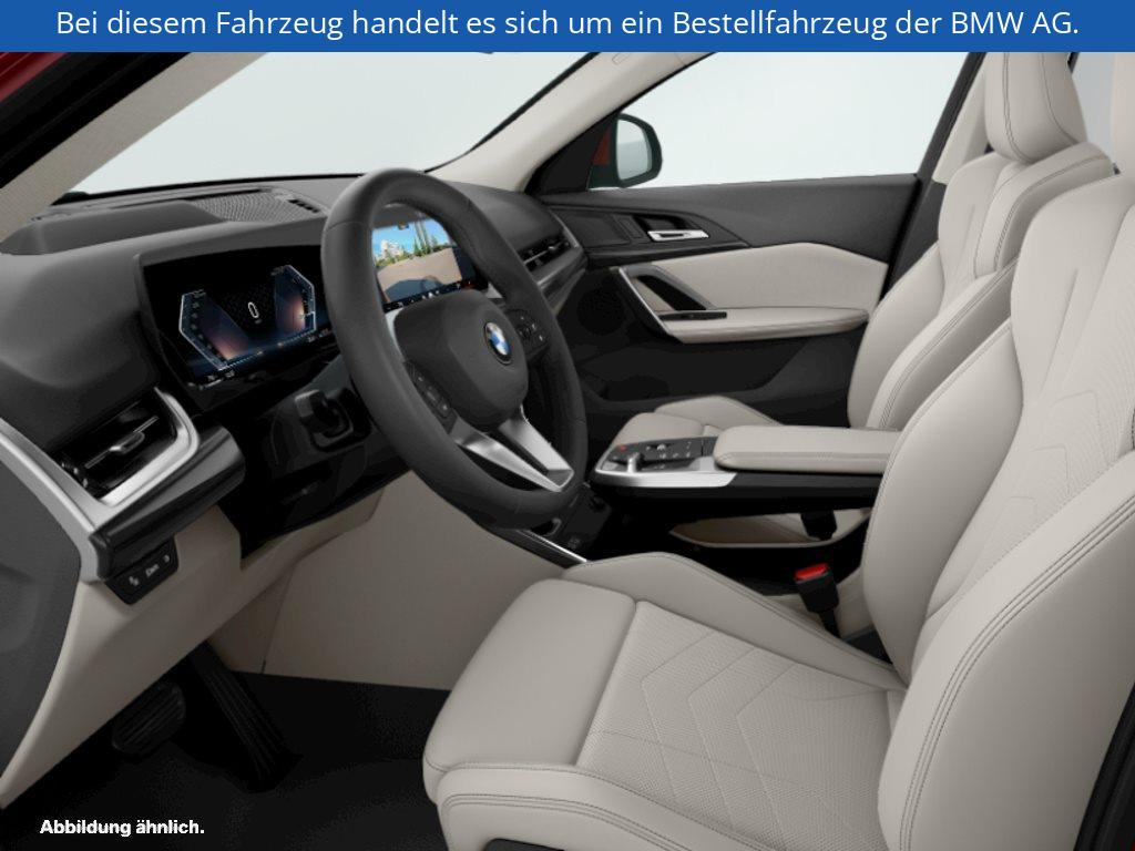 Fahrzeugabbildung BMW X2 sDrive20i