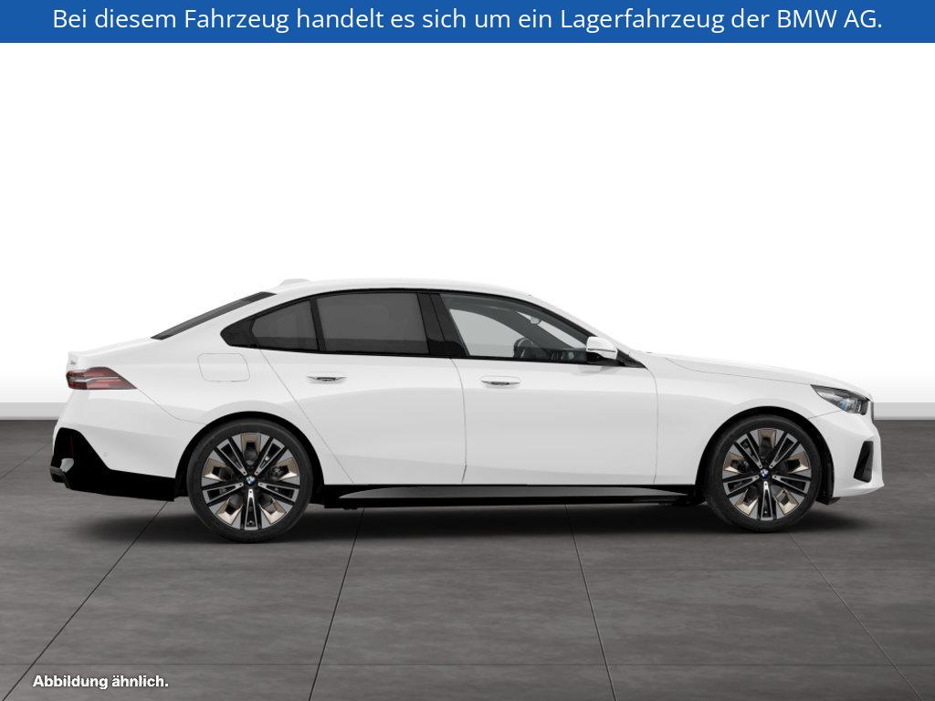 Fahrzeugabbildung BMW 520d xDrive Limousine