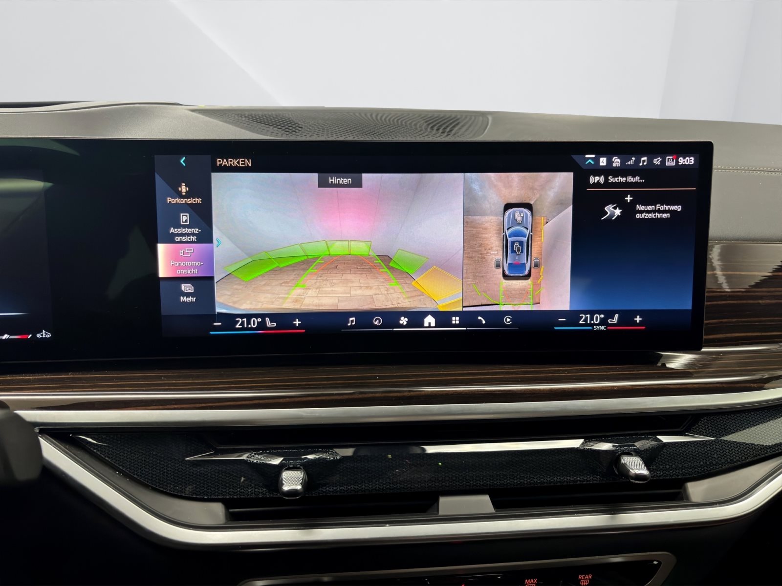 Fahrzeugabbildung BMW X6 xDrive30d [M Sport, HK Sound, AHK, 20 LMR]
