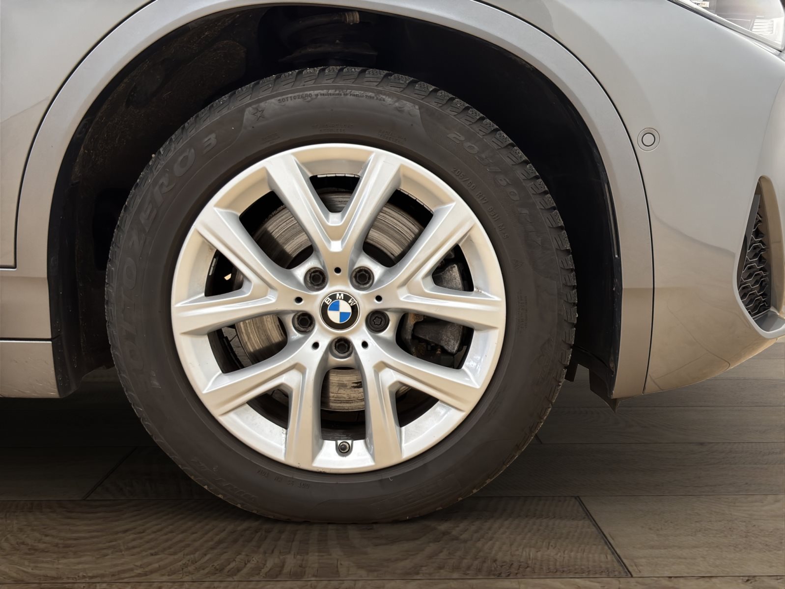 Fahrzeugabbildung BMW X2 sDrive20i [M Sport X, HUD, RFK, Pano, Navi+]