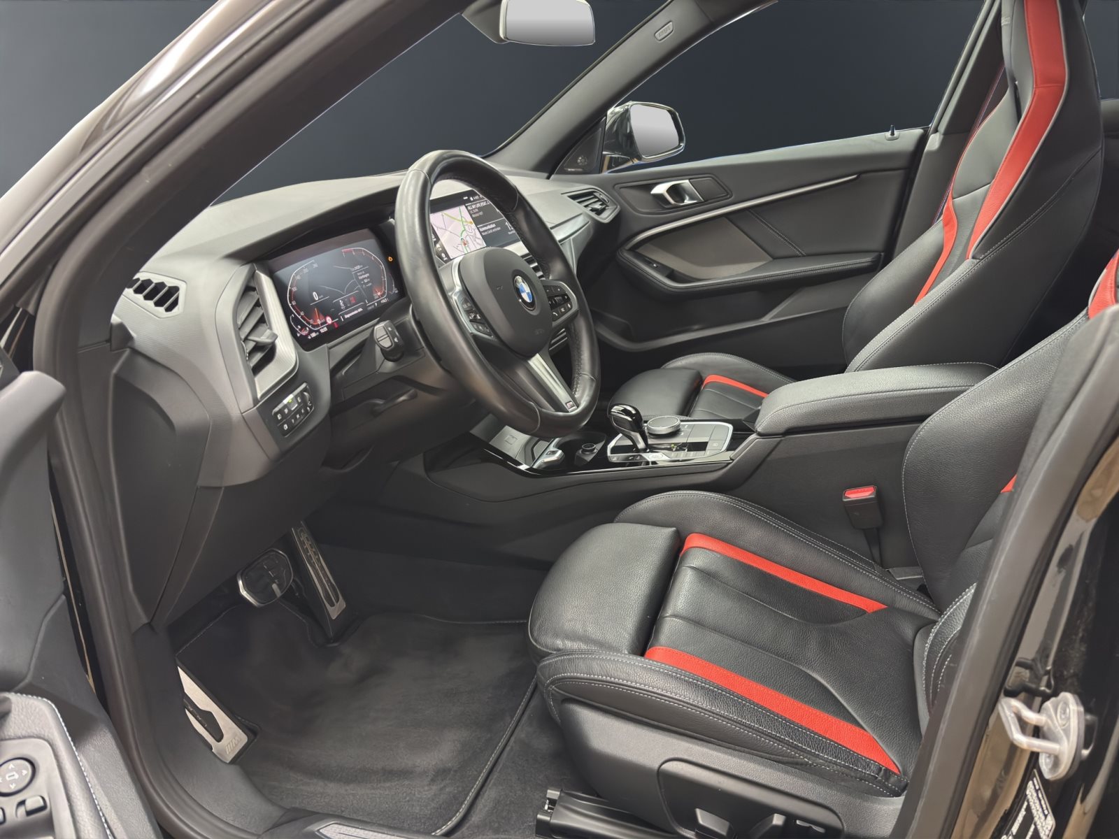 Fahrzeugabbildung BMW 220i Gran Coupé [M Sport Pro, ACC, RFK, Pano]