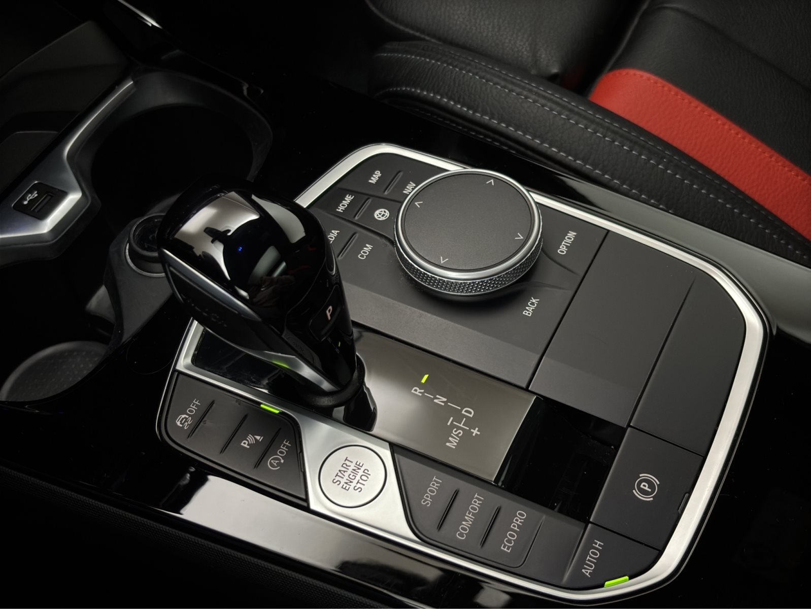 Fahrzeugabbildung BMW 220i Gran Coupé [M Sport Pro, ACC, RFK, Pano]