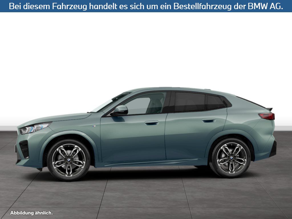 Fahrzeugabbildung BMW X2 sDrive18d