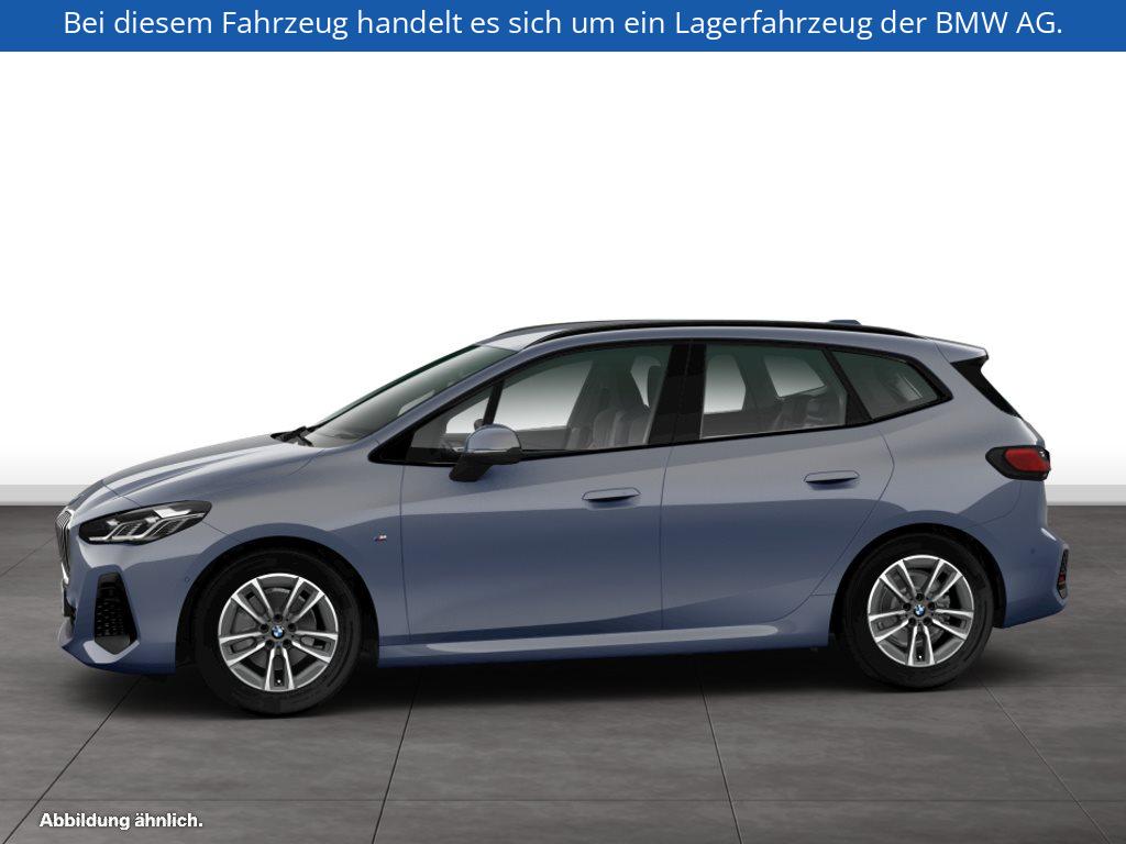 Fahrzeugabbildung BMW 220i Active Tourer