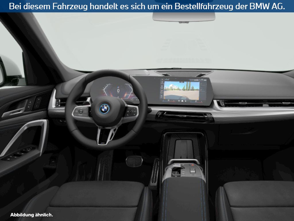 Fahrzeugabbildung BMW iX1 xDrive30