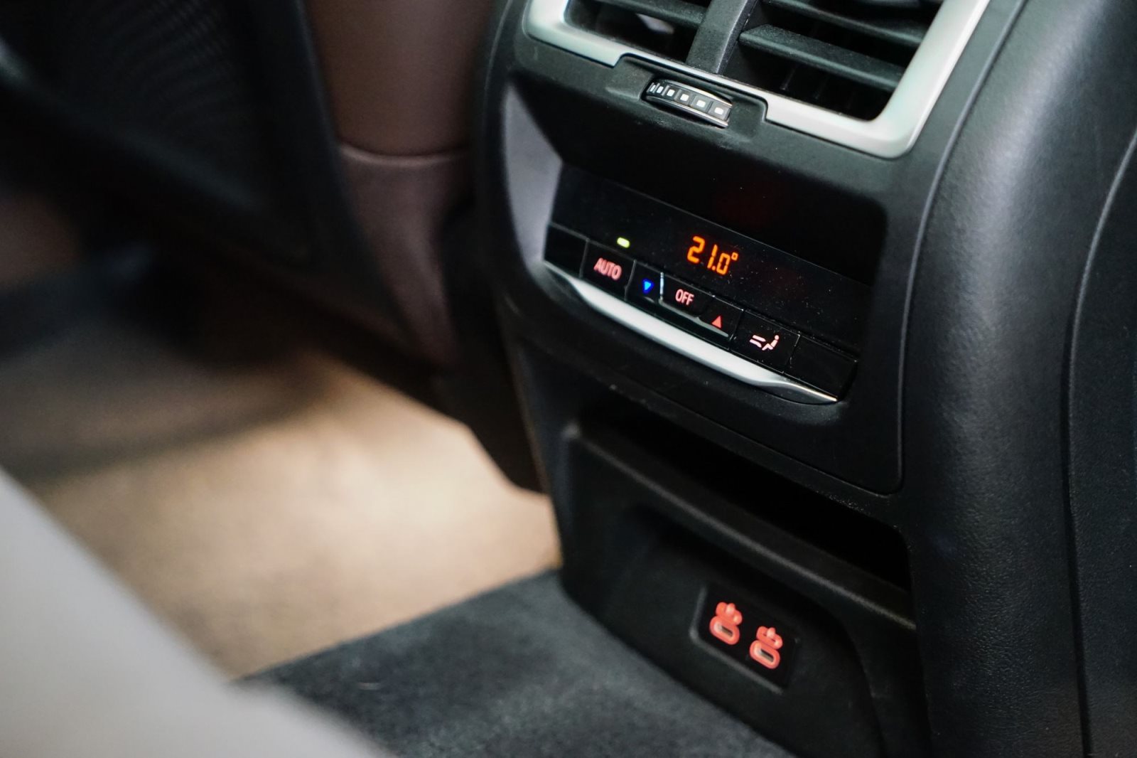 Fahrzeugabbildung BMW iX3 [Impressive, M Sport, AHK, 20 LMR, HUD]
