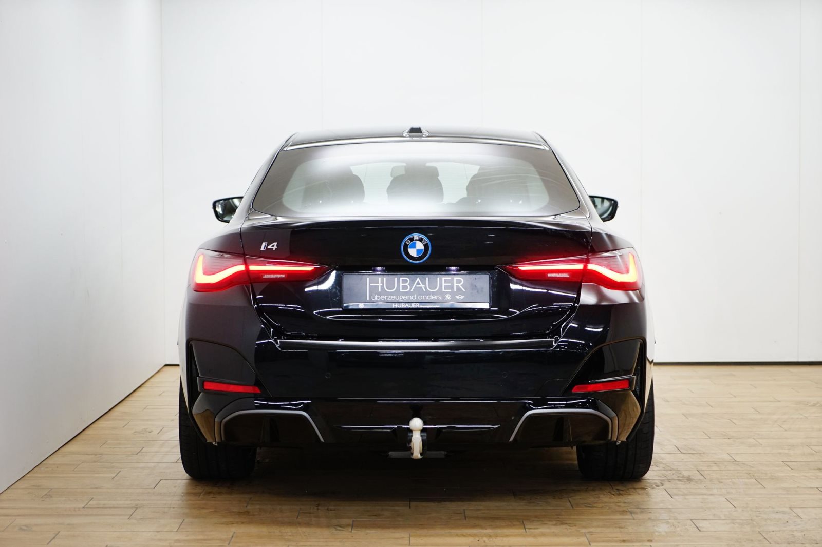 Fahrzeugabbildung BMW i4 eDrive35 [M Sport, AHK, ACC, RFK]