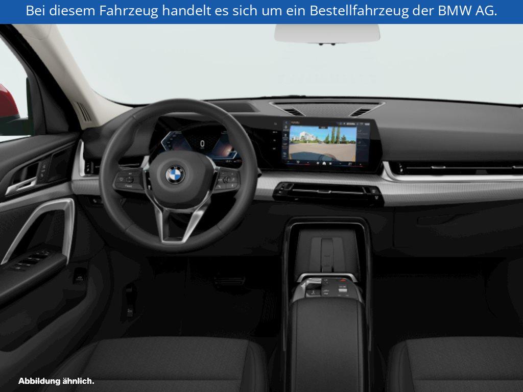 Fahrzeugabbildung BMW X2 sDrive20i