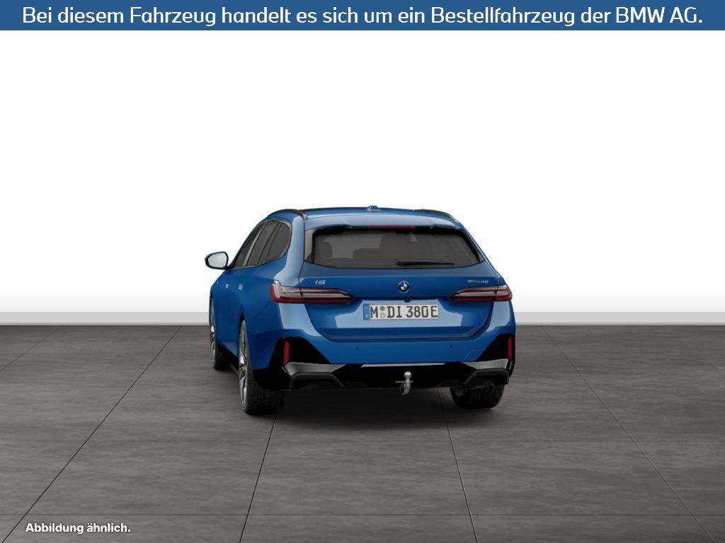 Fahrzeugabbildung BMW i5 eDrive40 Touring