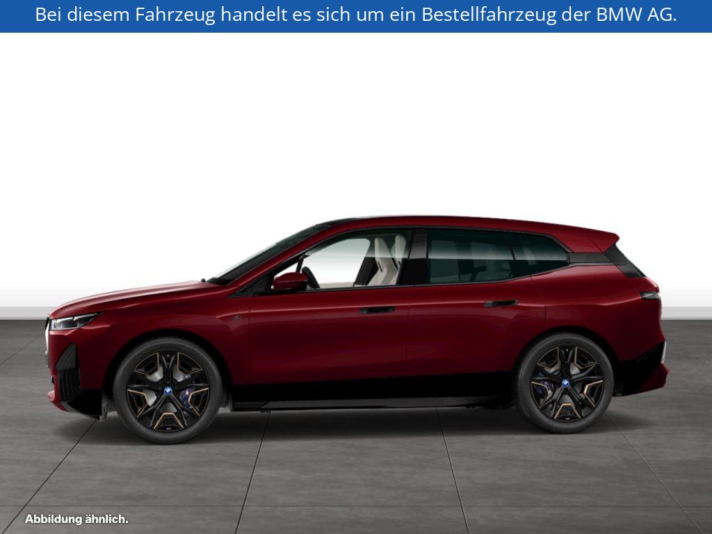 Fahrzeugabbildung BMW iX M60