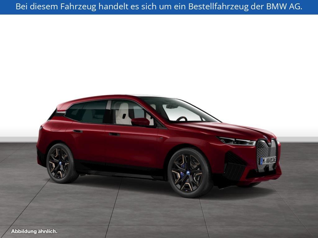 Fahrzeugabbildung BMW iX M60