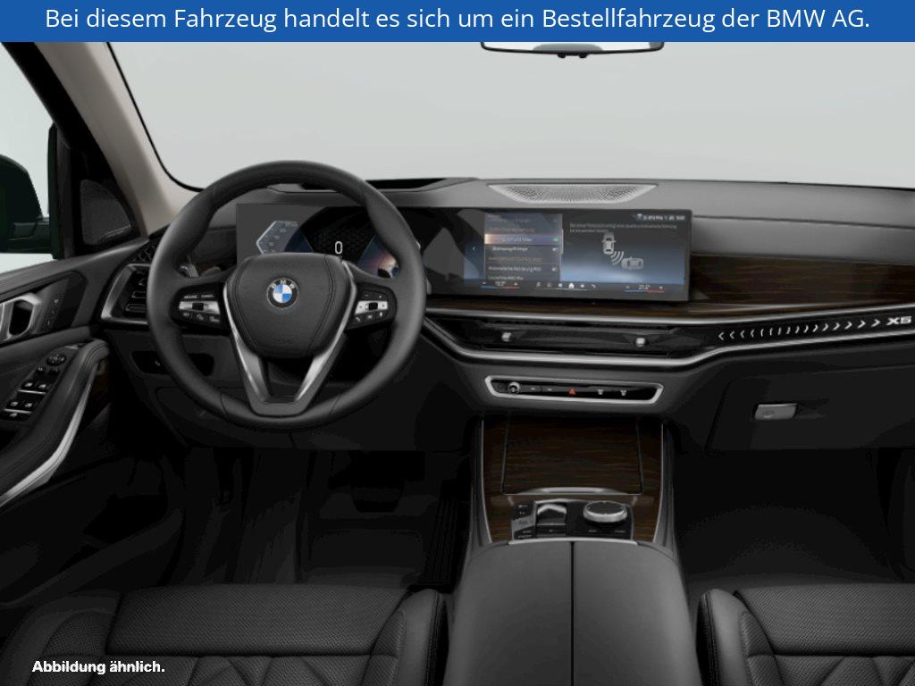 Fahrzeugabbildung BMW X5 xDrive30d