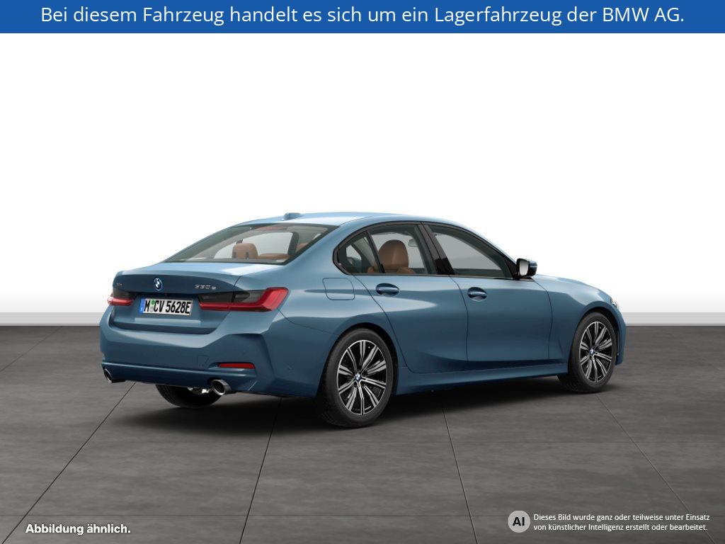 Fahrzeugabbildung BMW 330e xDrive Limousine