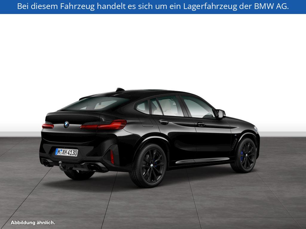 Fahrzeugabbildung BMW X4 M40i
