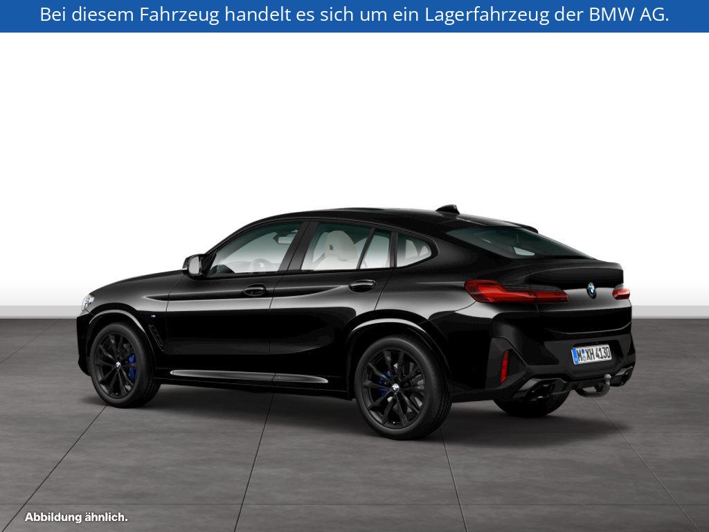 Fahrzeugabbildung BMW X4 M40i