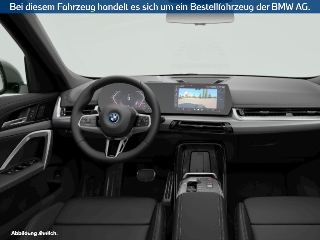 Fahrzeugabbildung BMW iX1 xDrive30
