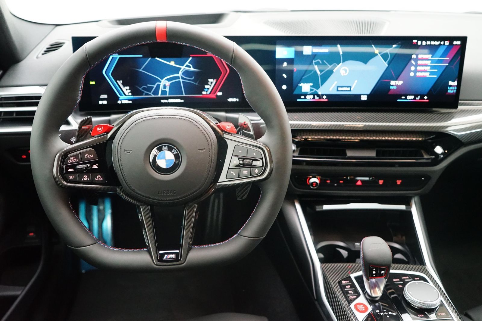 Fahrzeugabbildung BMW M4 Competition Coupé xDrive [HUD, ACC, 360 Kamera]