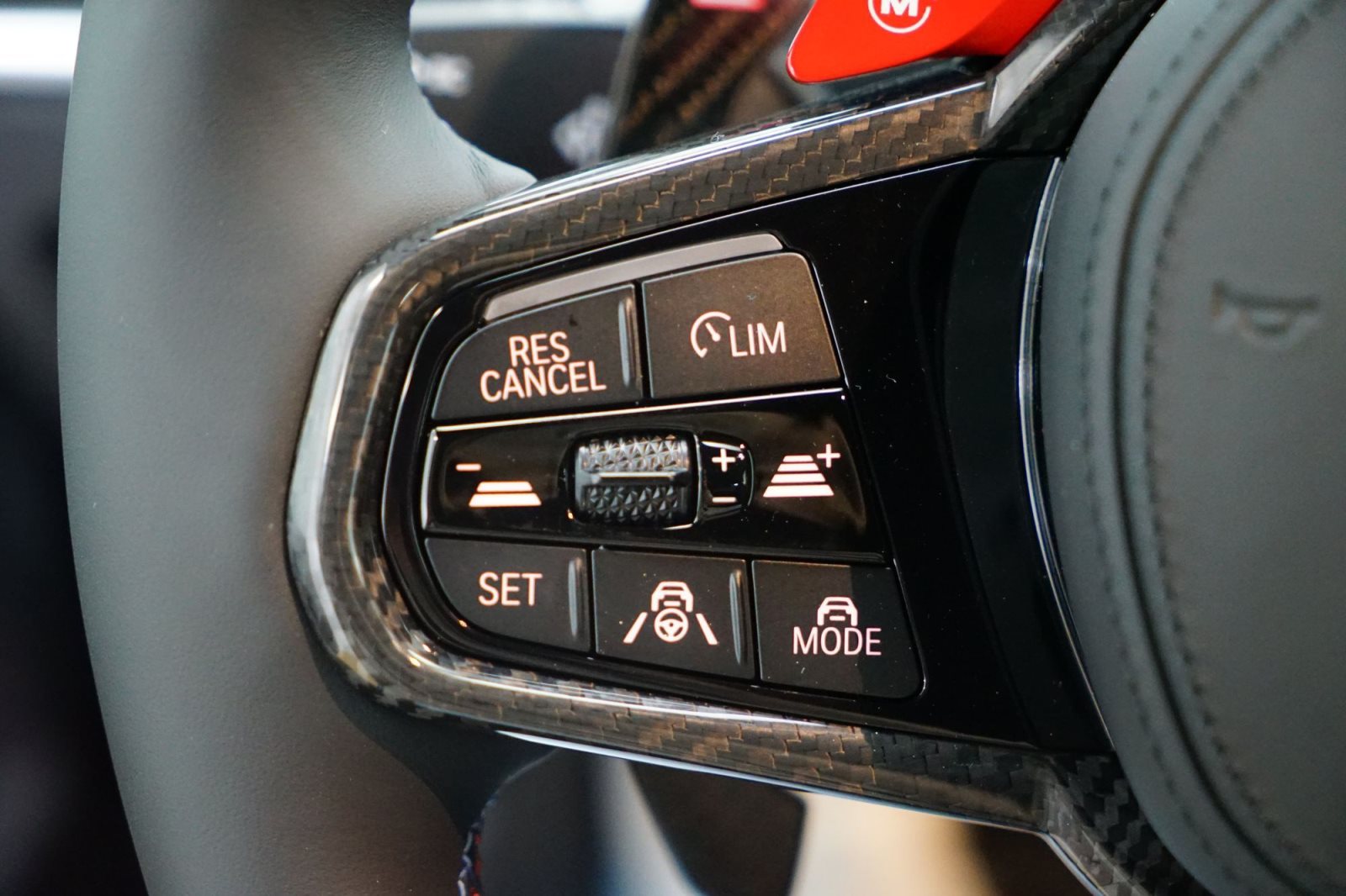 Fahrzeugabbildung BMW M4 Competition Coupé xDrive [HUD, ACC, 360 Kamera]