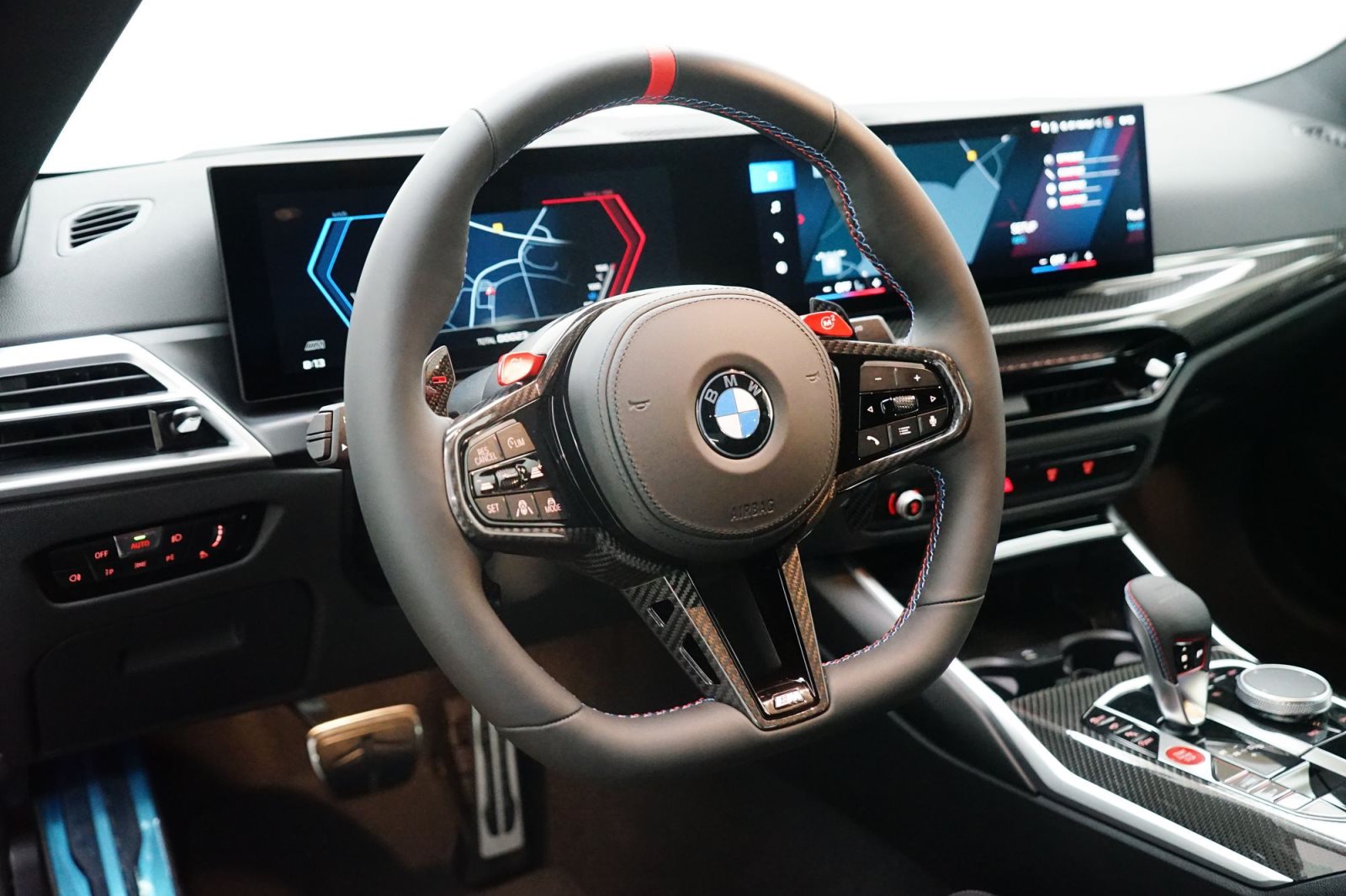 Fahrzeugabbildung BMW M4 Competition Coupé xDrive [HUD, ACC, 360 Kamera]