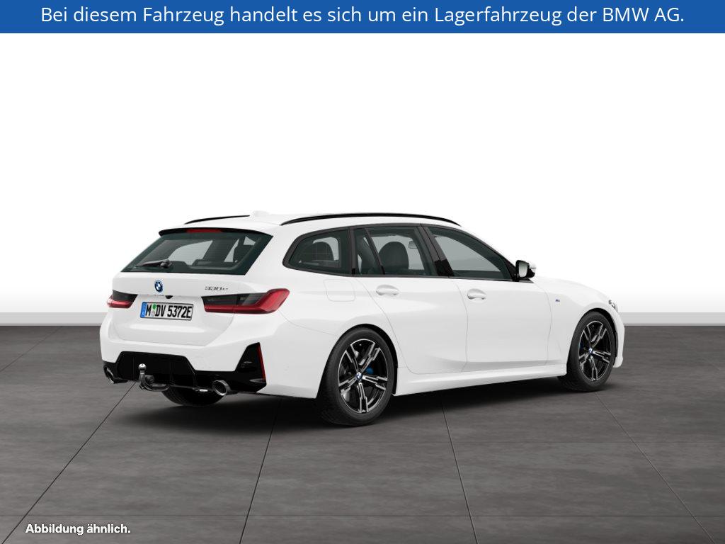 Fahrzeugabbildung BMW 330e Touring