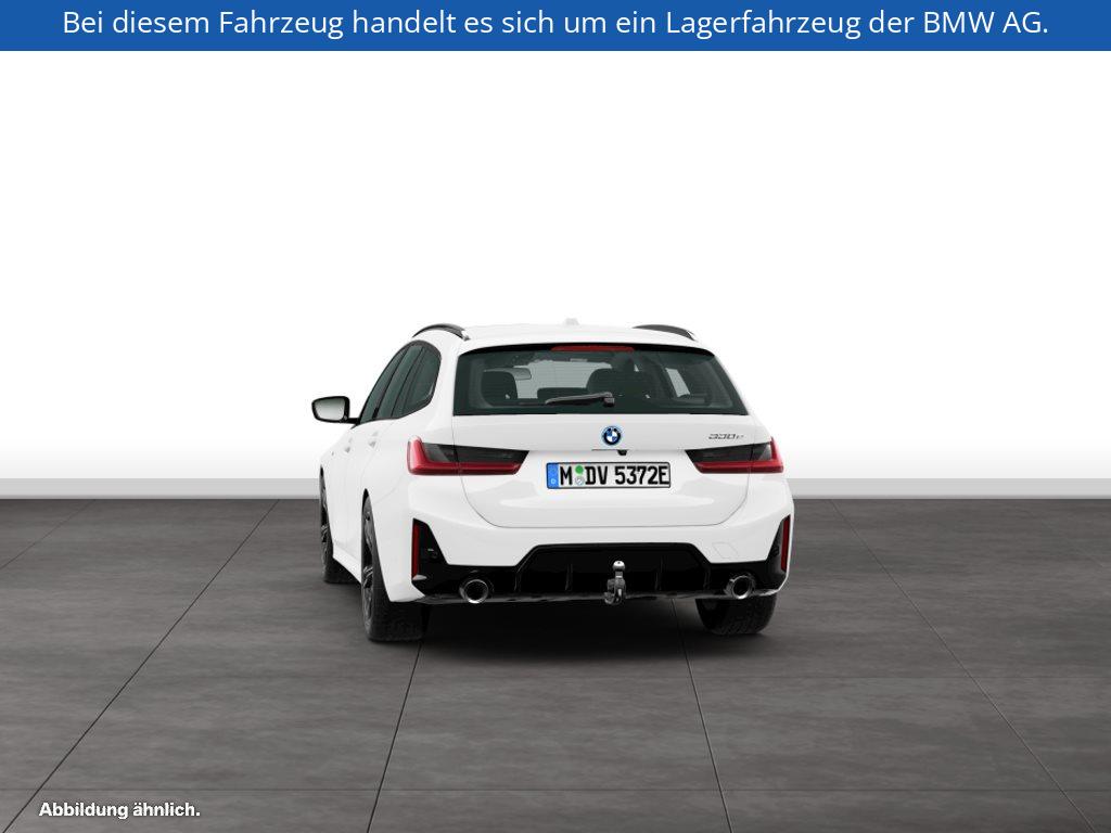 Fahrzeugabbildung BMW 330e Touring