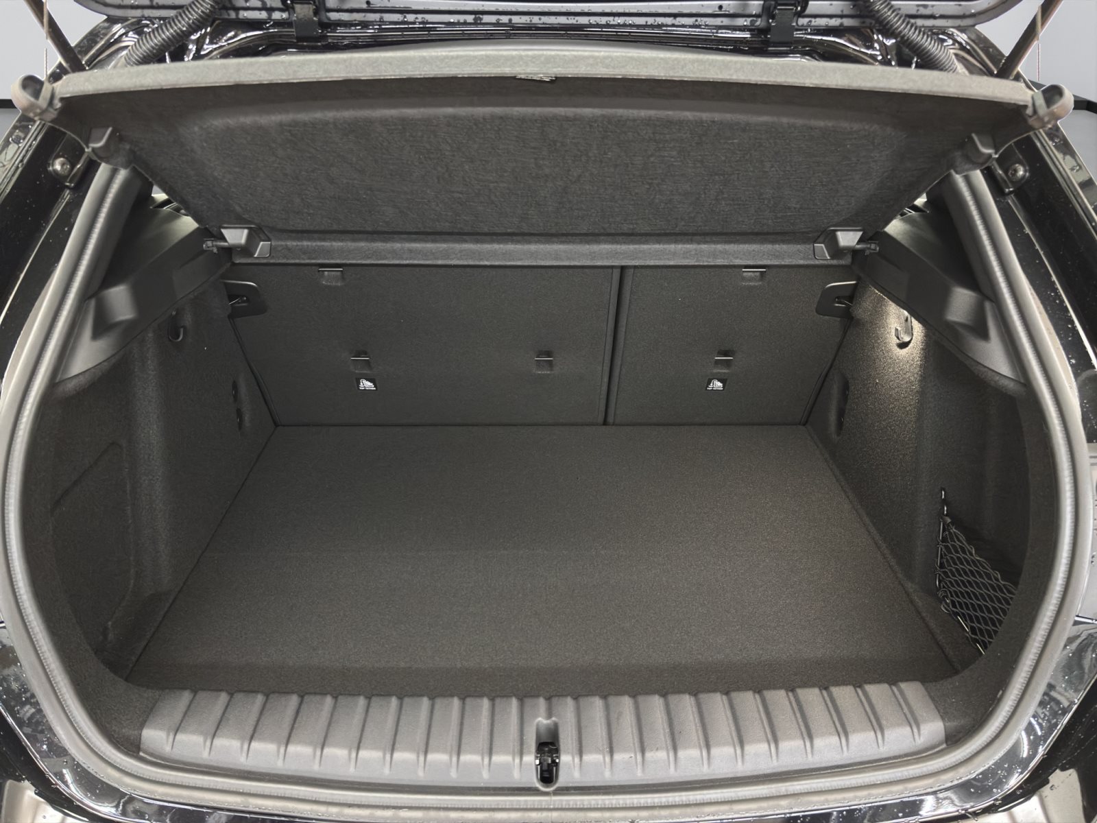 Fahrzeugabbildung BMW 120 [M Sport, Navi, 19 LMR, RFK, SHZ, LED] DAB