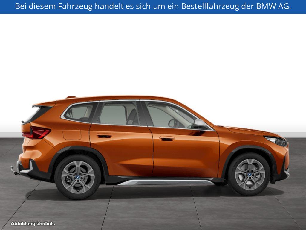Fahrzeugabbildung BMW iX1 xDrive30