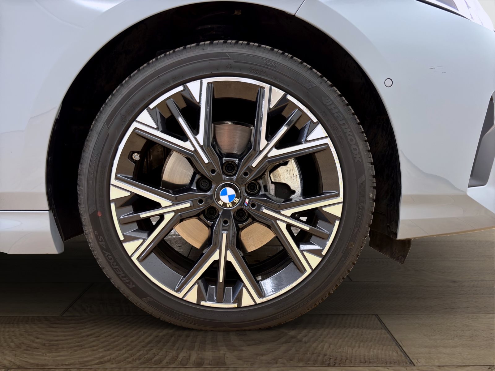 Fahrzeugabbildung BMW 120 5-Türer [M Sport, Navi, RFK, SHZ, DAB+]