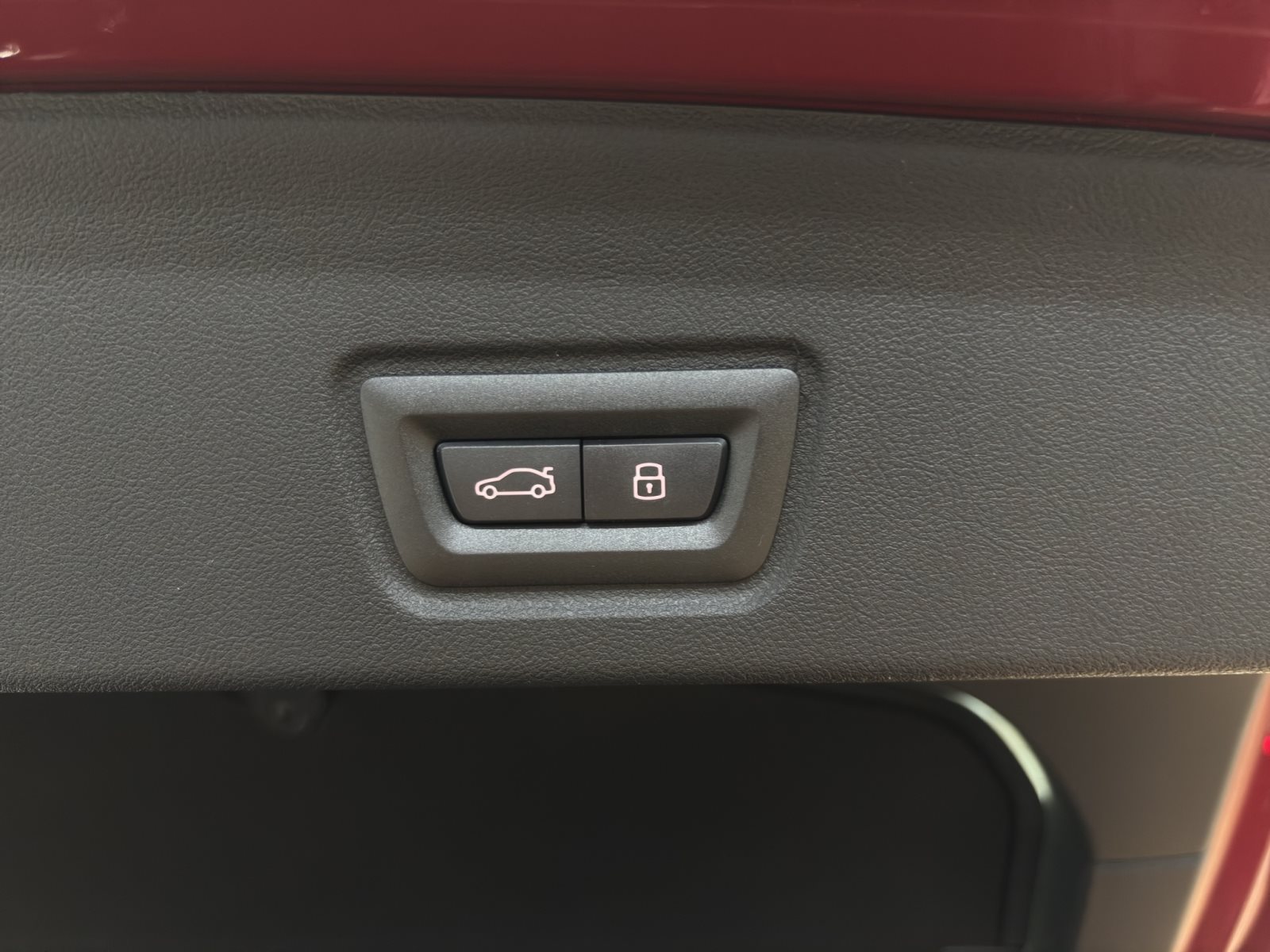 Fahrzeugabbildung BMW i4 xDrive40 [M Sport Pro, HUD, AHK, ACC, 19 LMR]