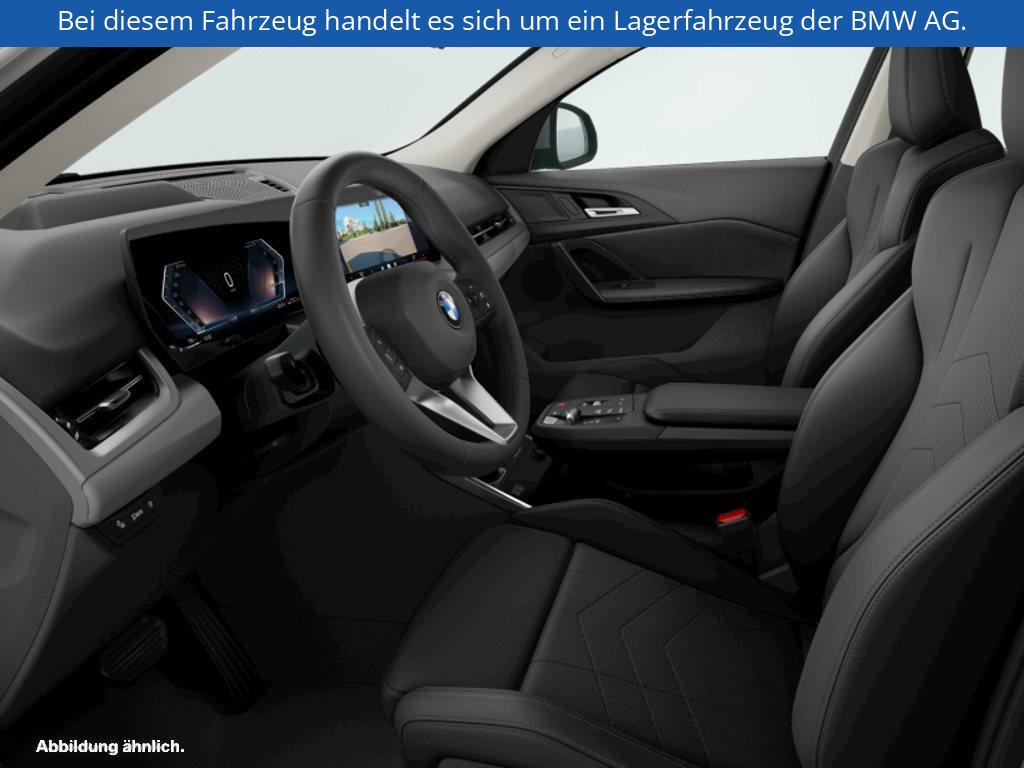 Fahrzeugabbildung BMW X2 sDrive20i