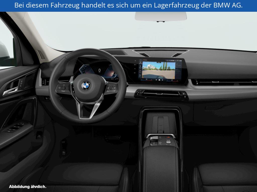 Fahrzeugabbildung BMW X2 sDrive20i
