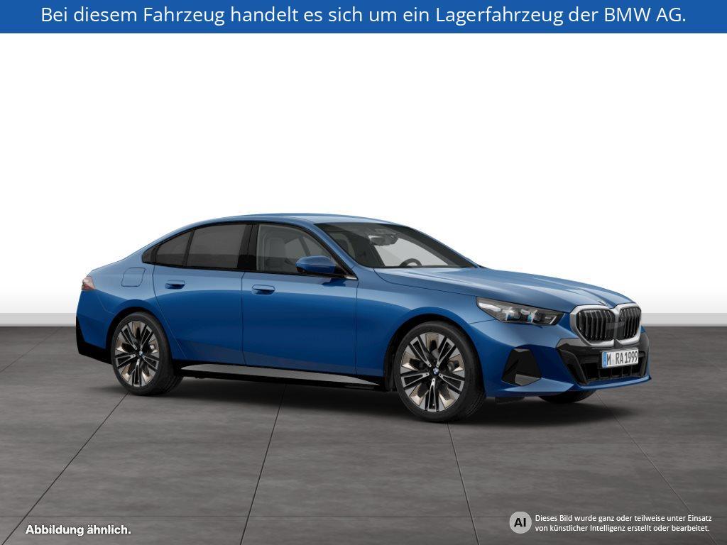 Fahrzeugabbildung BMW 520i Limousine
