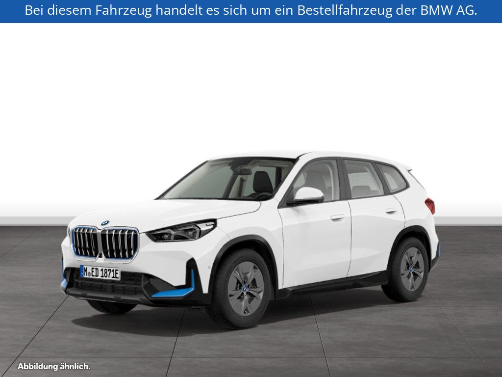BMW iX1 xDrive30