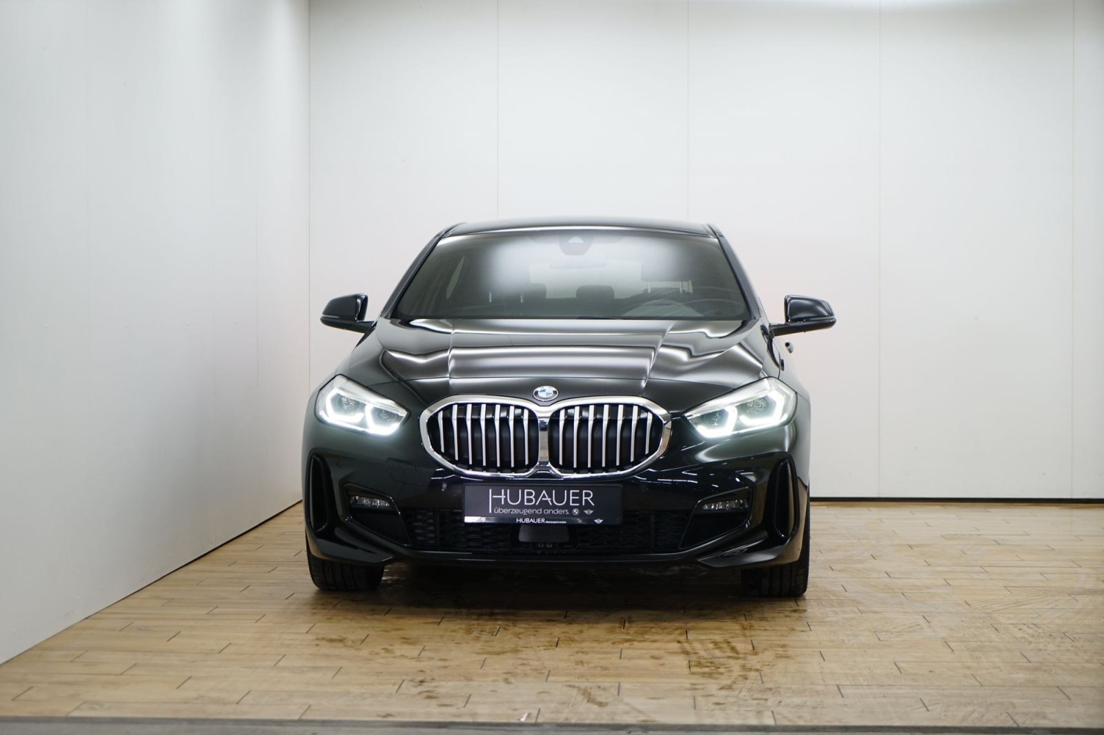 Fahrzeugabbildung BMW 118i 5-Türer [M Sport, LC Prof., HiFi, PDC]