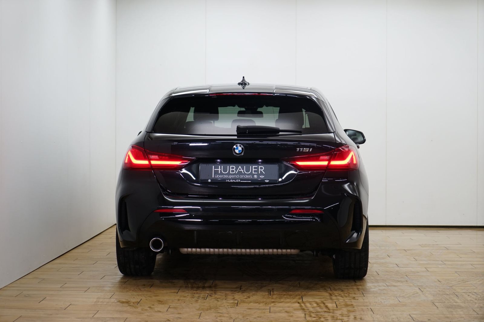 Fahrzeugabbildung BMW 118i 5-Türer [M Sport, LC Prof., HiFi, PDC]