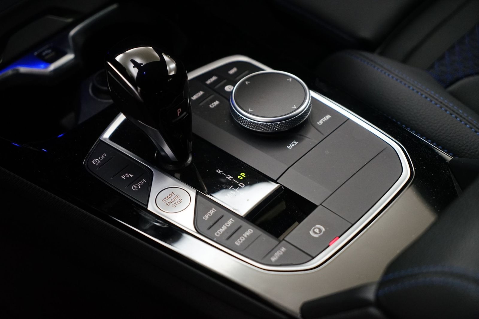 Fahrzeugabbildung BMW 118i 5-Türer [M Sport, LC Prof., HiFi, PDC]