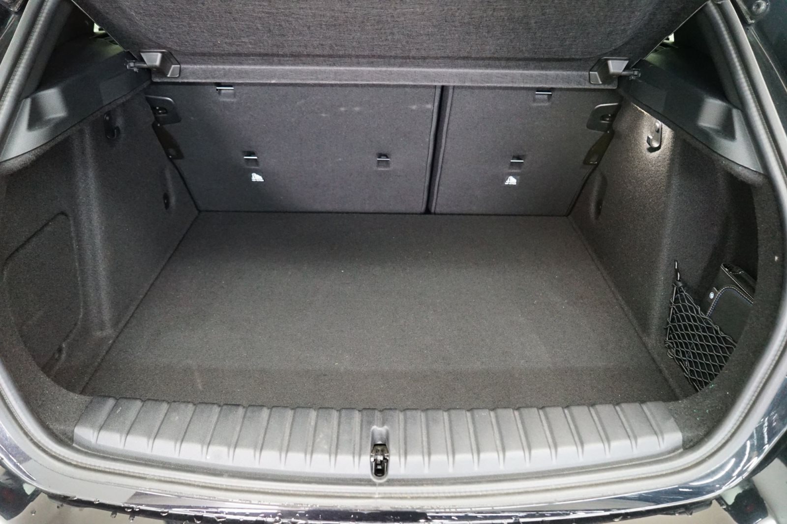 Fahrzeugabbildung BMW 118i 5-Türer [M Sport, LC Prof., HiFi, PDC]