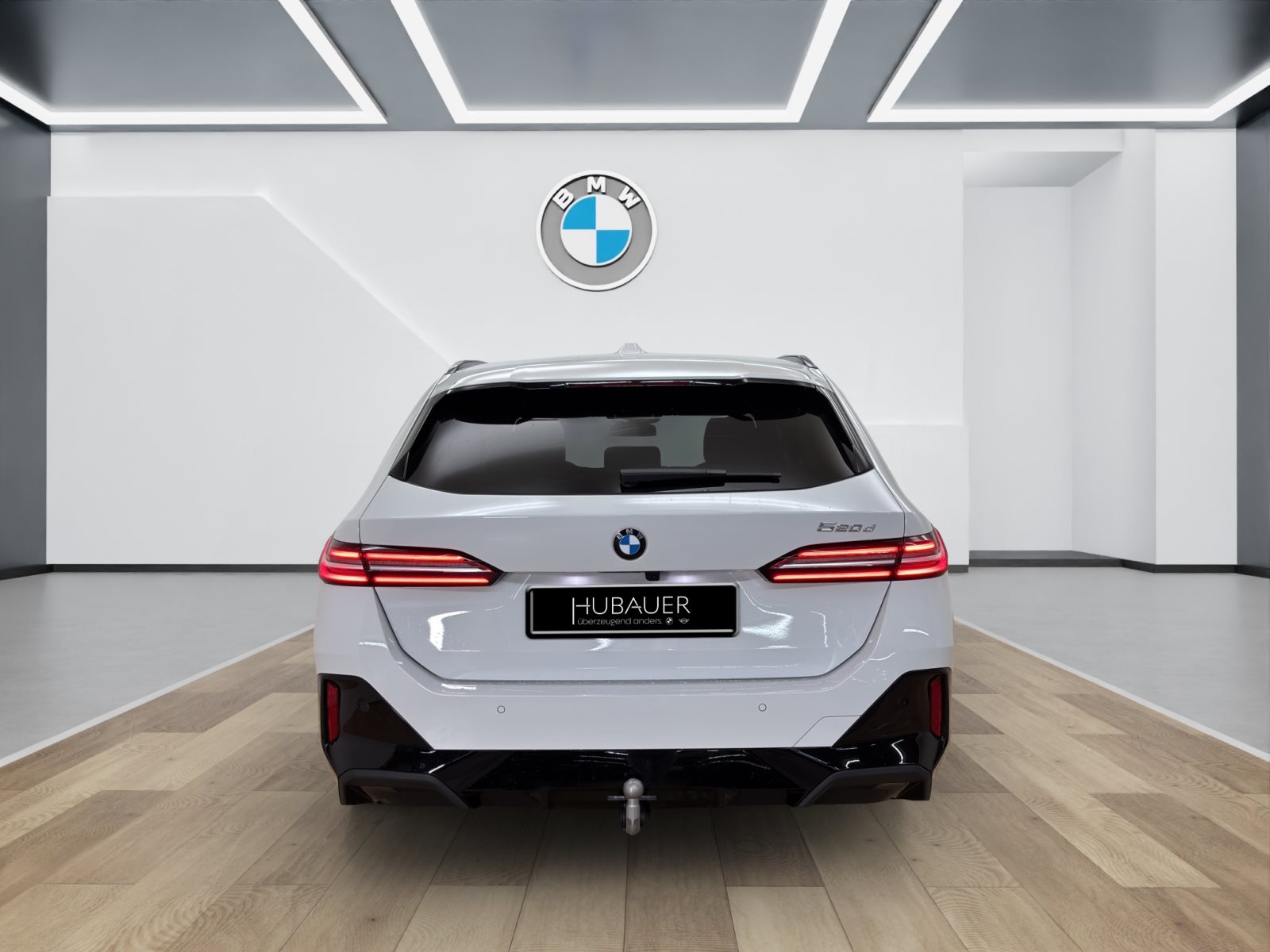 Fahrzeugabbildung BMW 520d Touring [M Sport, AHK, ACC, RFK, h&k Sound]