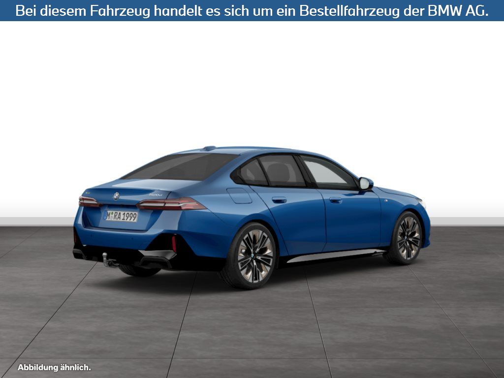 Fahrzeugabbildung BMW 520d xDrive Limousine