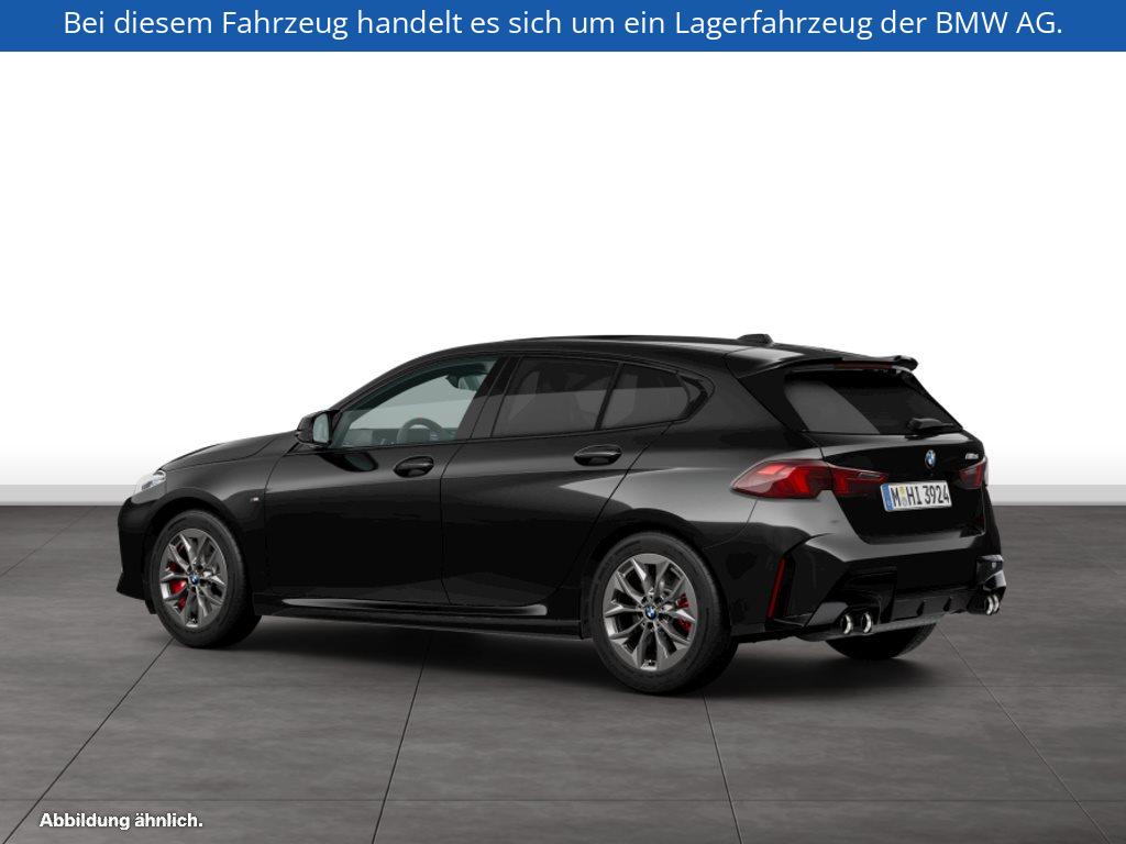 Fahrzeugabbildung BMW M135 xDrive