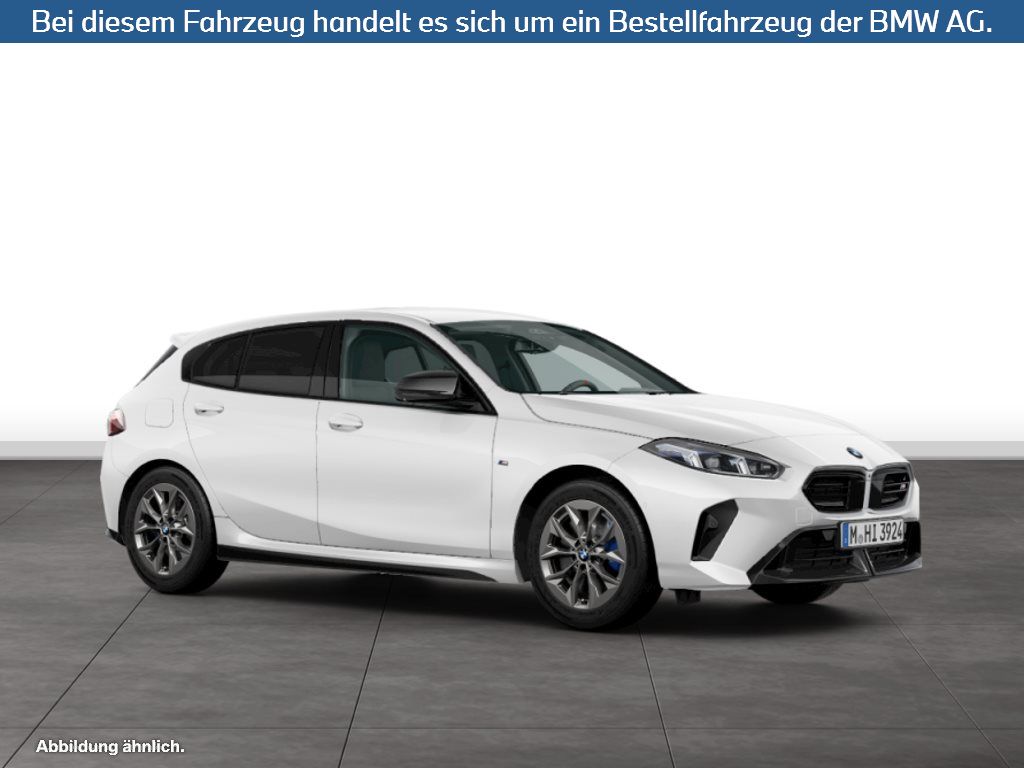 Fahrzeugabbildung BMW M135 xDrive